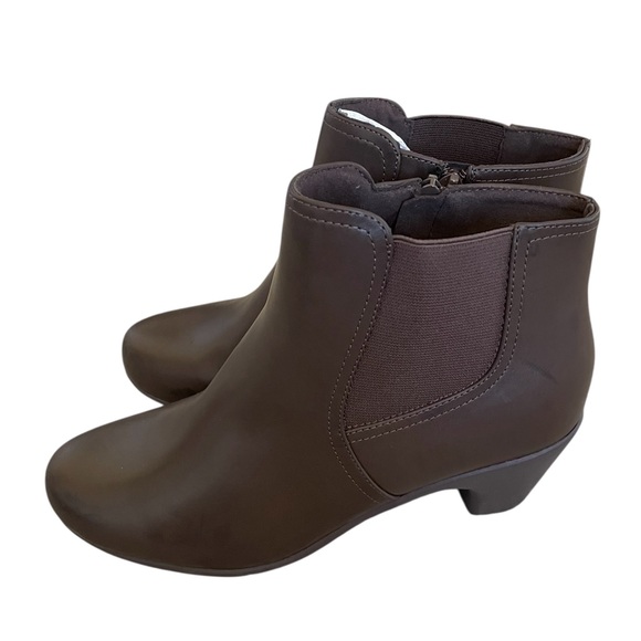 Easy Spirit Women's Caelan Round Toe Casual Booties Size 8 - Picture 2 of 8